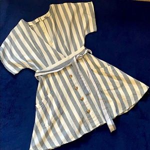 Cute Flowy Striped Dress